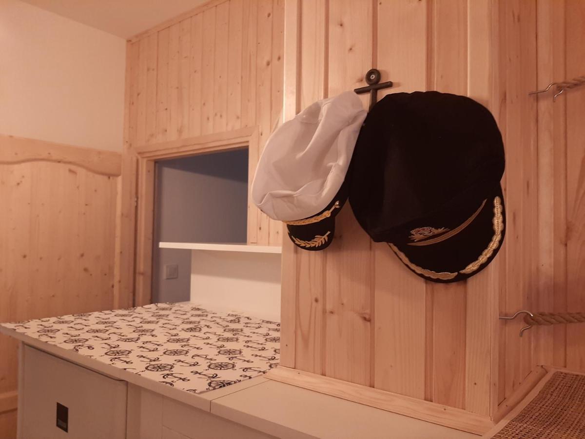 Admiral Apartman Makó Екстериор снимка