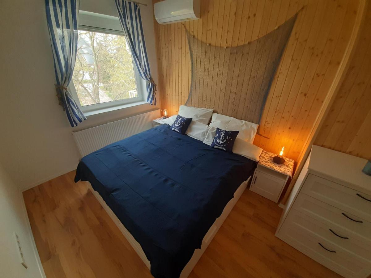 Admiral Apartman Makó Екстериор снимка