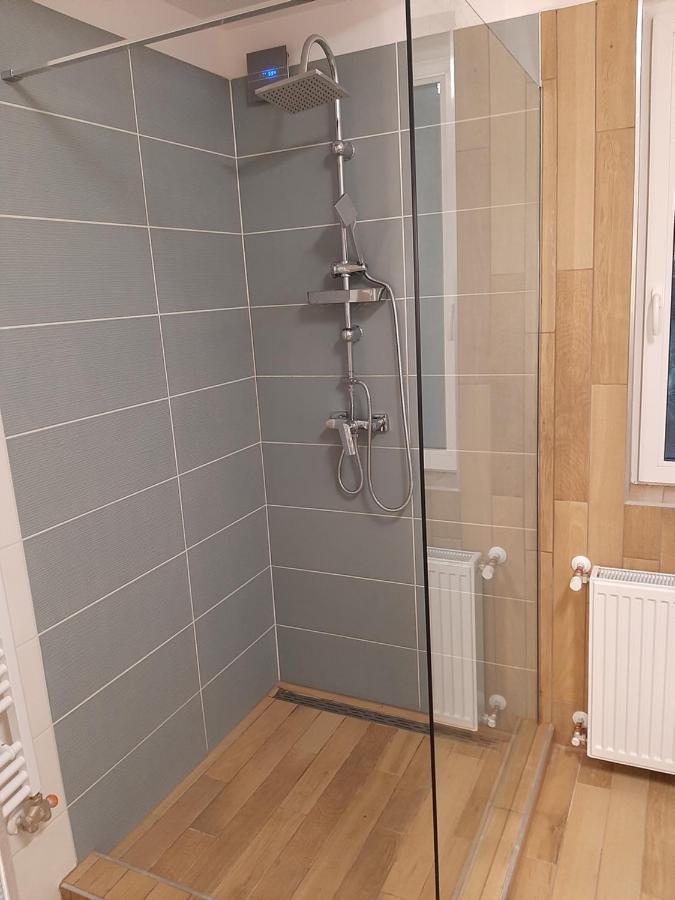 Admiral Apartman Makó Екстериор снимка